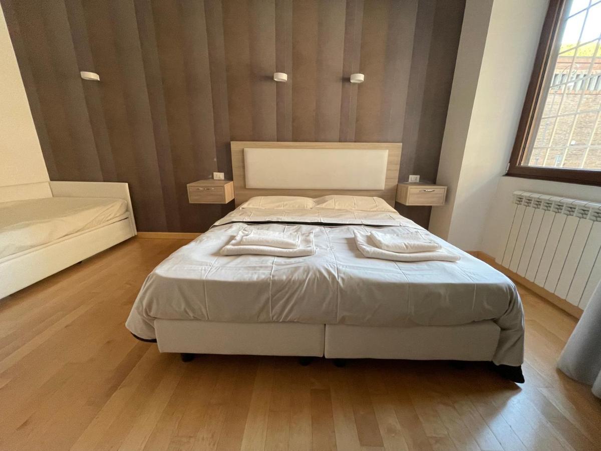 Luciano Laterani Guest House Rome Exterior photo